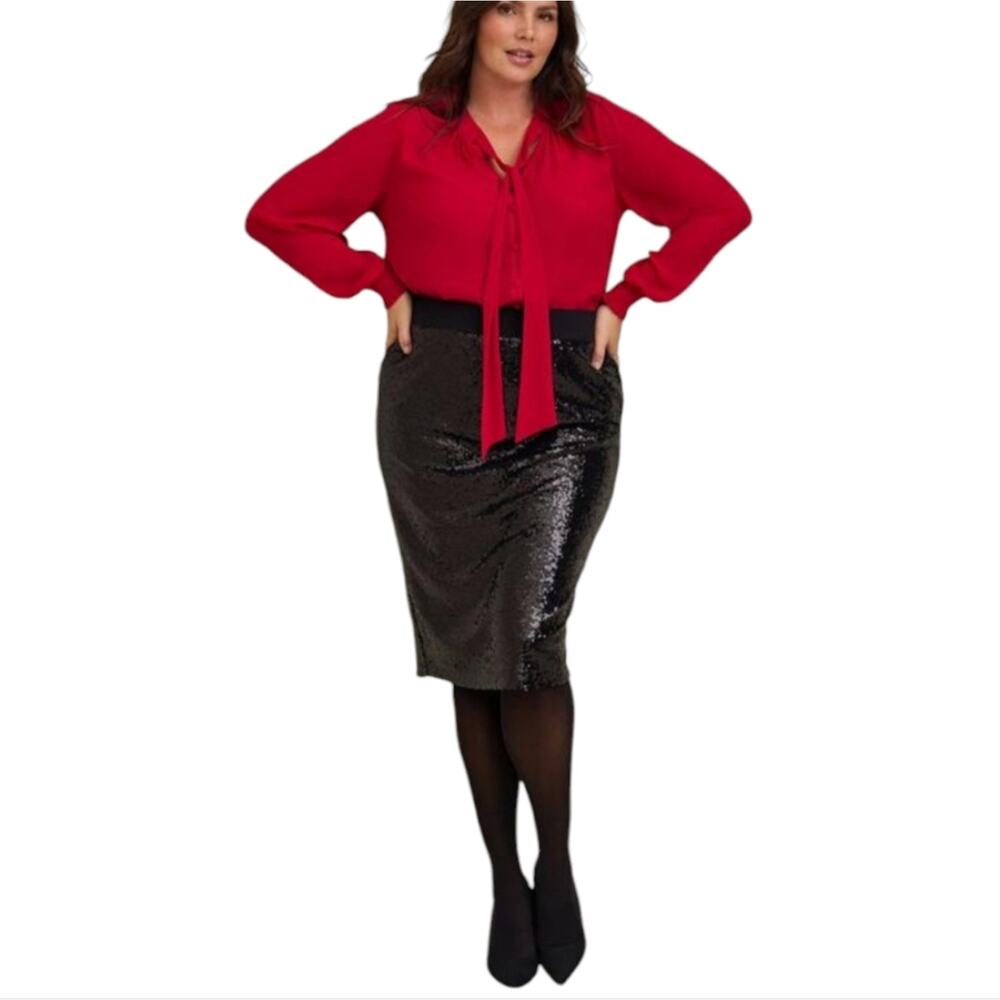 Torrid Scarlet Red Chiffon Bow Front Button-Up Blouse Semi Sheer Plus Size‎ 2 2X